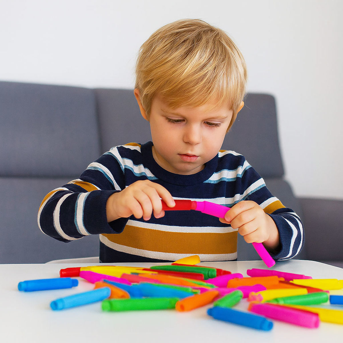 Colorful Sensory Pop Tubes for Kids Anti-Stress Tubes for Connecting 60 Pieces