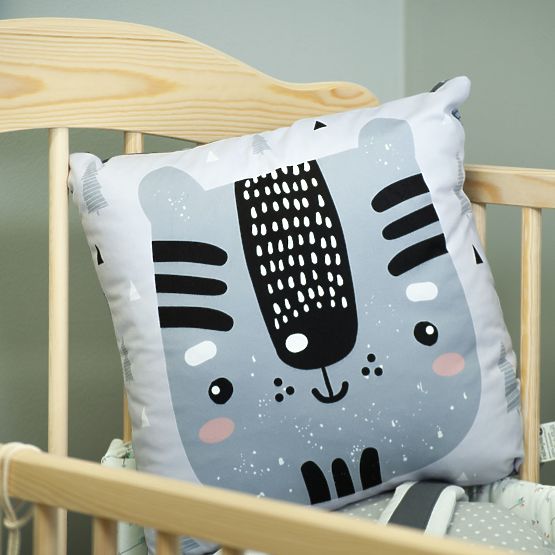 Cot Alek with pull-down side - natural