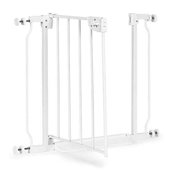 Barrier to the stairs