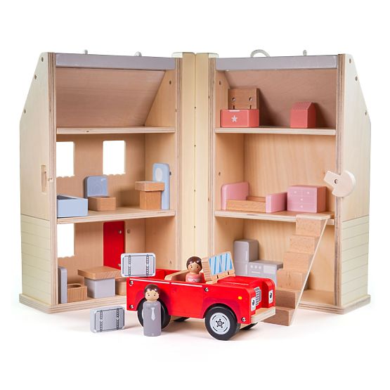 Bigjigs Toys Foldable Dollhouse with Accessories