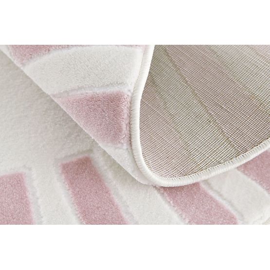 Childlike motorcyclepet Flamingo