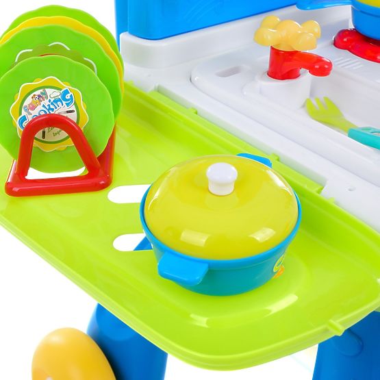 Childlike players set Kitchenette