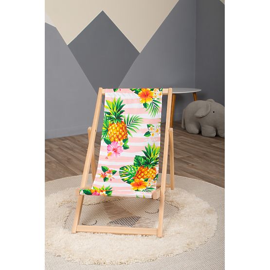 Pineapple beach chair