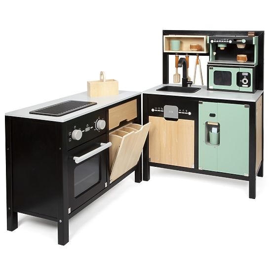 Children's Industrial Kitchen with Kitchen Island