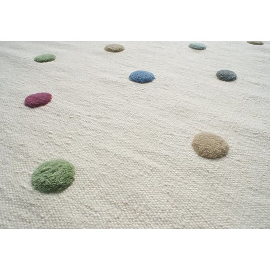 Children's rug with dots - cream