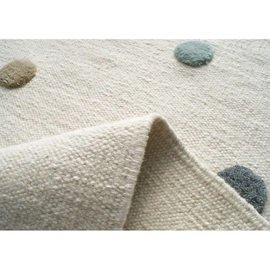 Children's rug with dots - cream