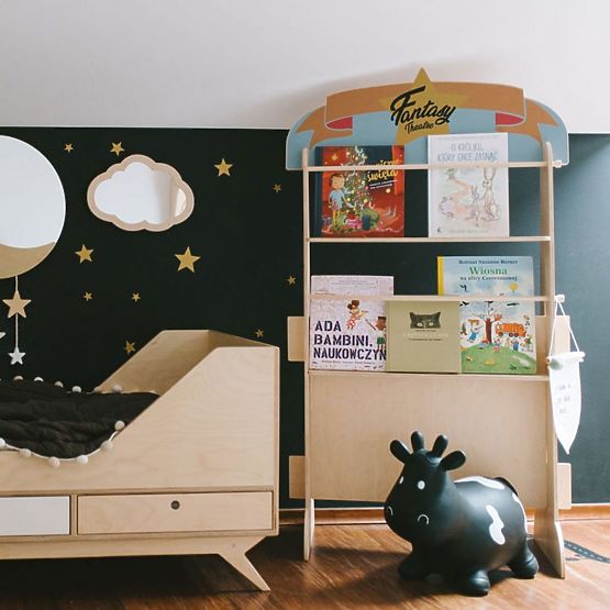 Children's theatre a shelf in one Fantasy Retro