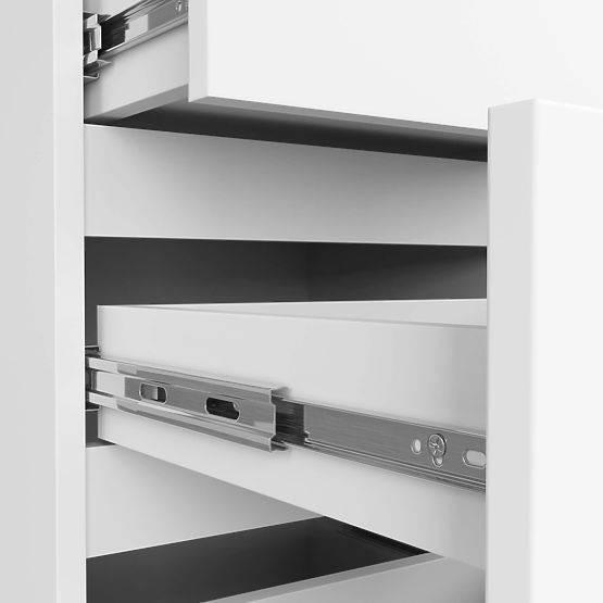 CL4 PK WHITE CHEST OF DRAWERS