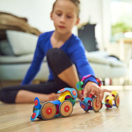 Clixo Set for Creating Magnetic Vehicles