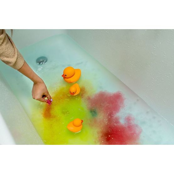 Colorful Bath with Ducklings