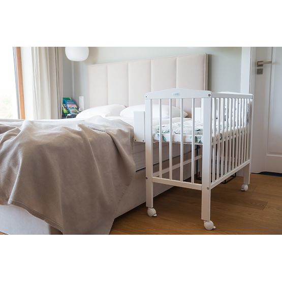 Amy Bedside Crib - White