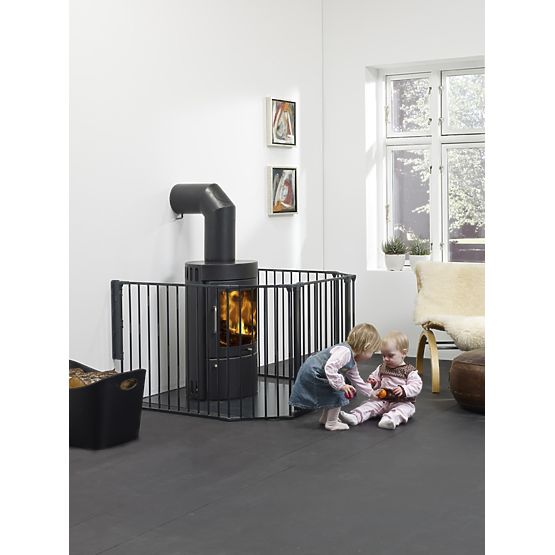 Fireplace barrier Baby Dan FLEX XL - black