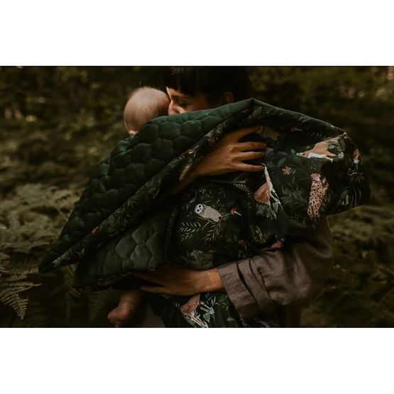 Insulated baby blanket Life in the forest