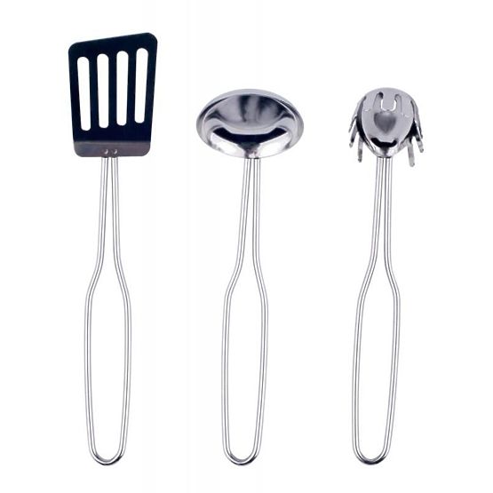 Kelly interactive kitchen with accessories