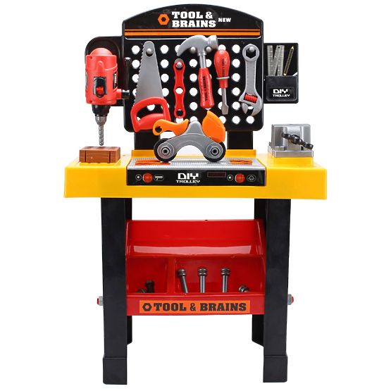 Large Workshop for DIY Enthusiasts 