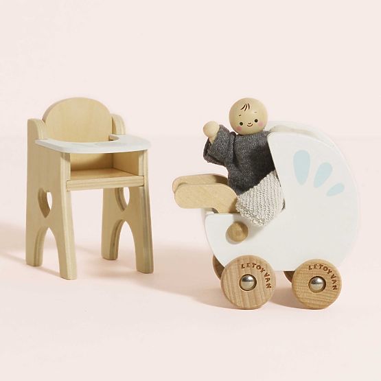 Le Toy Van Baby Set with Accessories New Design