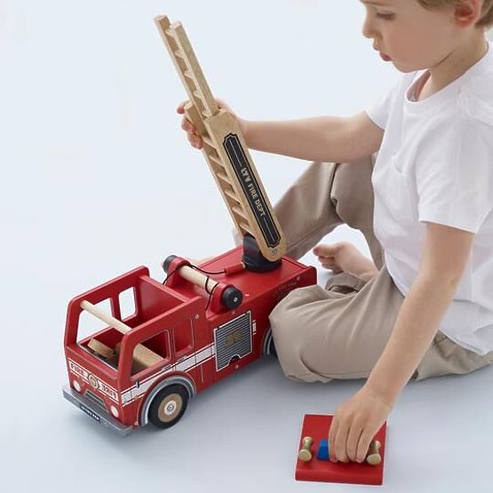 Le Toy Van Fire Engine