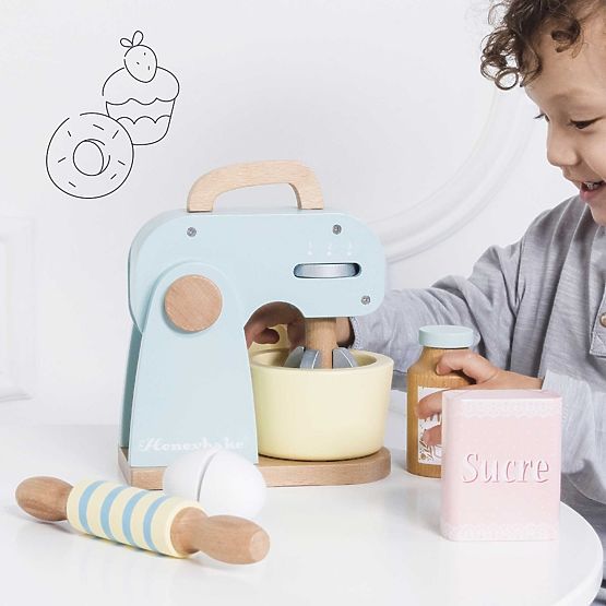 Le Toy Van Kitchen mixer with accessories