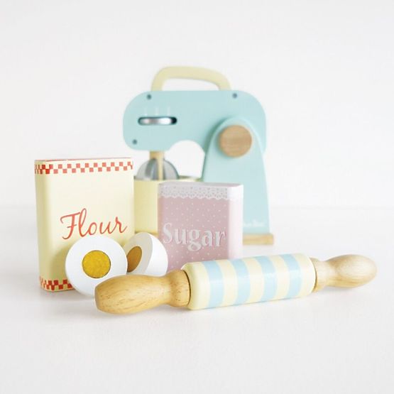Le Toy Van Kitchen mixer with accessories