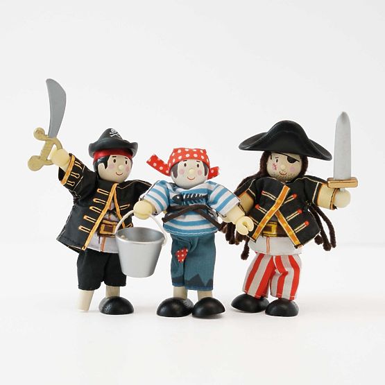Le Toy Van Pirate figures