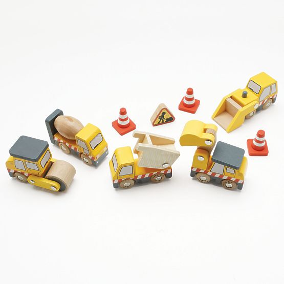 Le Toy Van Set of construction machines