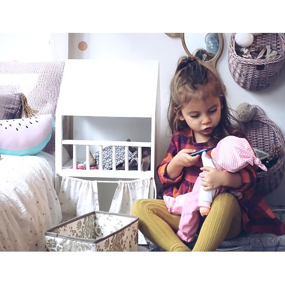 LILU Wicker basket to wall