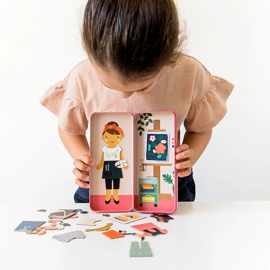 Petit Collage Magnetic puzzle The artist