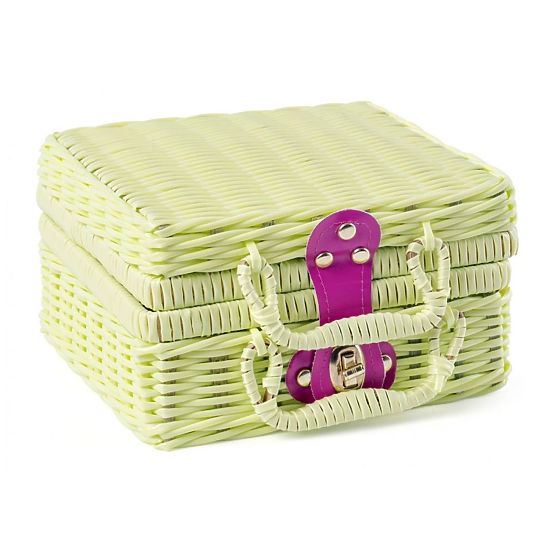 Picnic basket in lime color