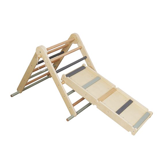 Pikler's triangle Laura