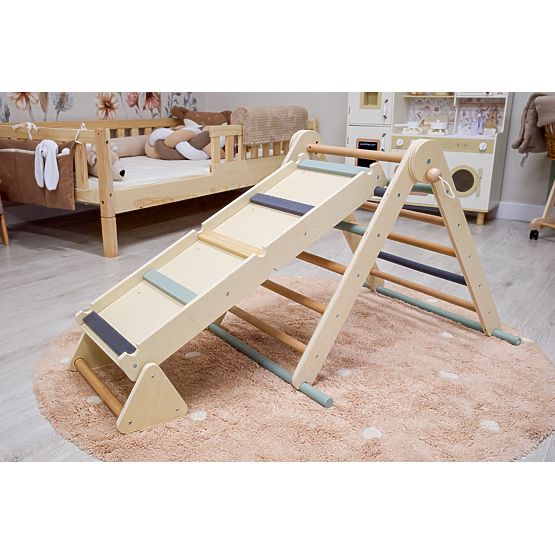 Pikler Triangle Laura