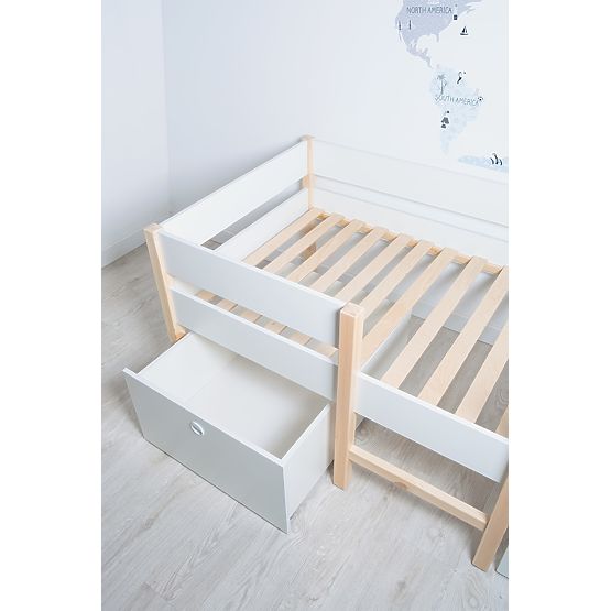 Raised children's bed Patrick 200x90
