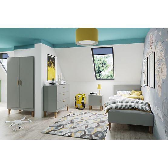 KUBI wardrobe
