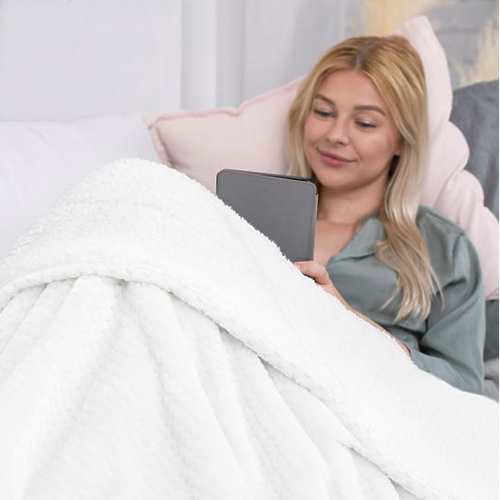 SHLEEPY Blanket White Jacquard Embossed Classic Style 170x210