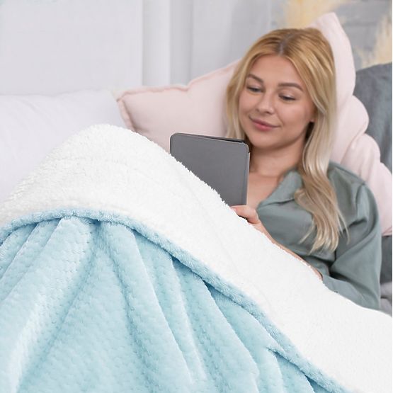 SHLEEPY Blue Blanket with Jacquard Pattern Classic Style 130x180