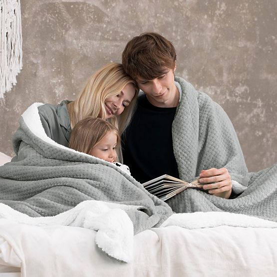 SHLEEPY Throw Grey Color with Jacquard Pattern Classic Style 220x240