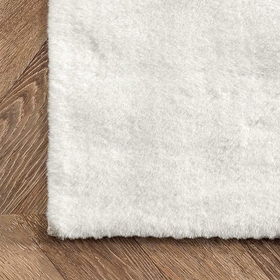 Silk Carpet Rabbit - White Ecru