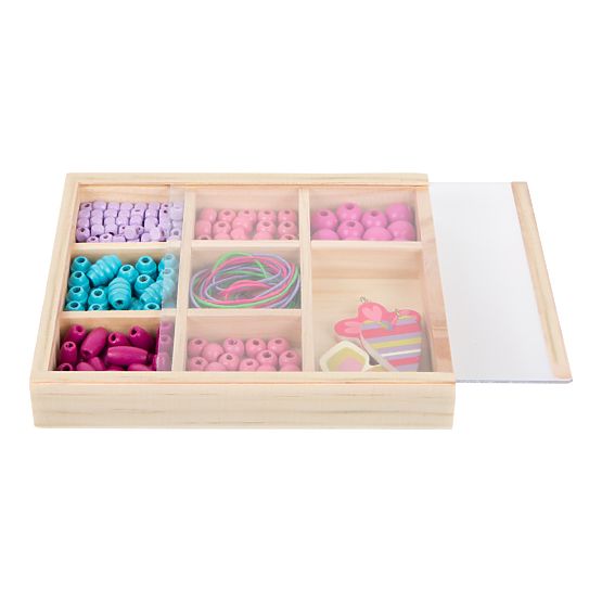 Small Foot Set of stringing beads compact