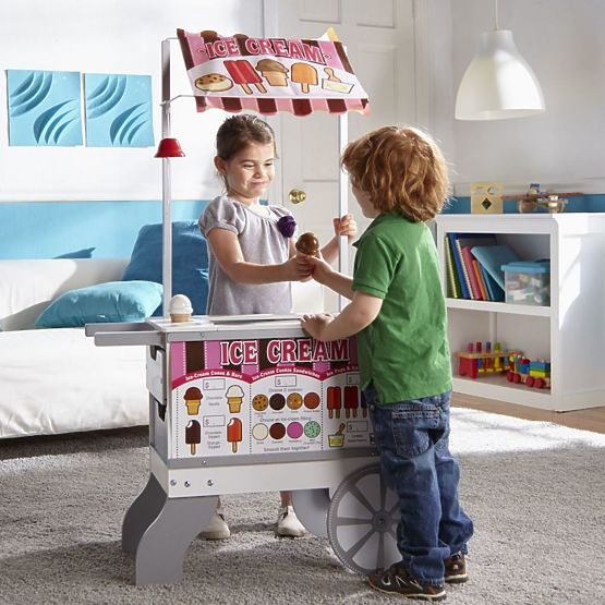 Stand with ice cream and refreshments 2in1