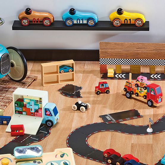 Vilac Wooden Car Old Sport Compet Natural