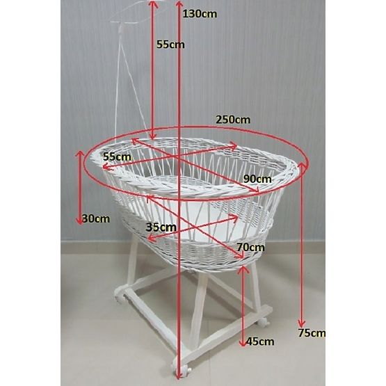 Wicker cot with equipment for baby - pink stars