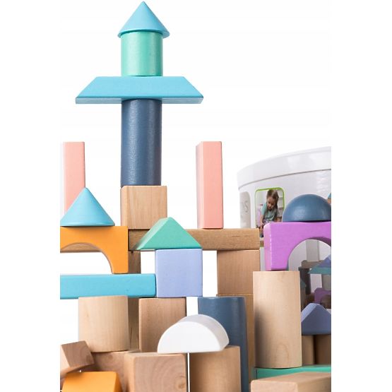 Wooden cubes in a box - 100 pcs