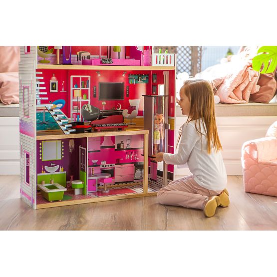 Wooden dollhouse with Kayla lift