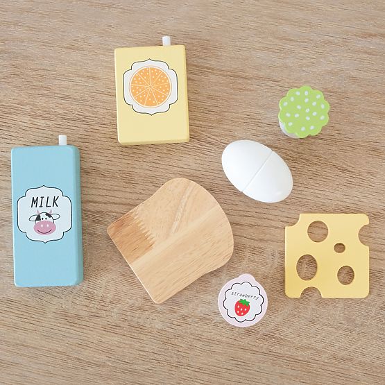 Wooden food - cutting - American breakfast