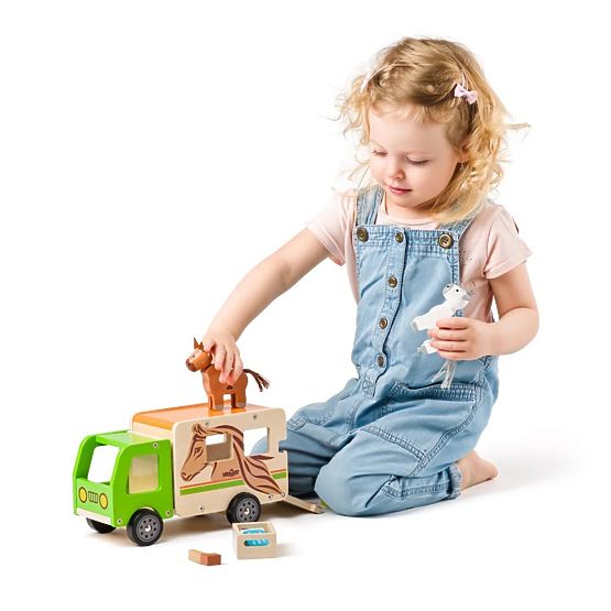 Wooden Horse Transport Truck