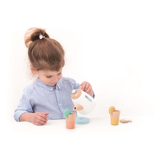 Wooden Tea Set with Teapot and Cups