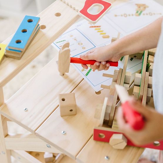 Wooden workshop for do-it-yourselfers and kits 2 in 1