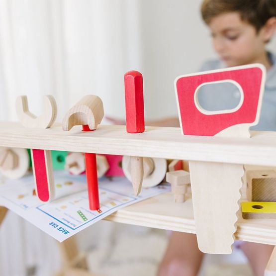 Wooden workshop for do-it-yourselfers and kits 2 in 1