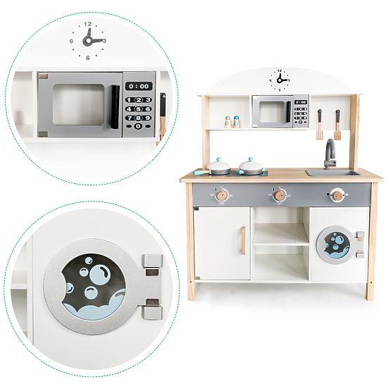 XXL wooden kitchen with accessories