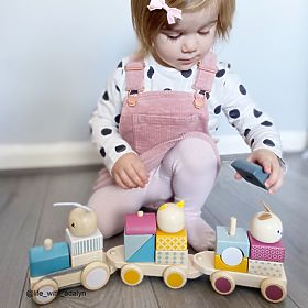 Bigjigs Baby Wooden Train with Animals, Bigjigs Toys