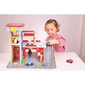 Bigjigs Toys Garage with Parking Lot, Bigjigs Toys